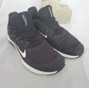 Size 9 - Nike Womans Legend Essential Black 2019